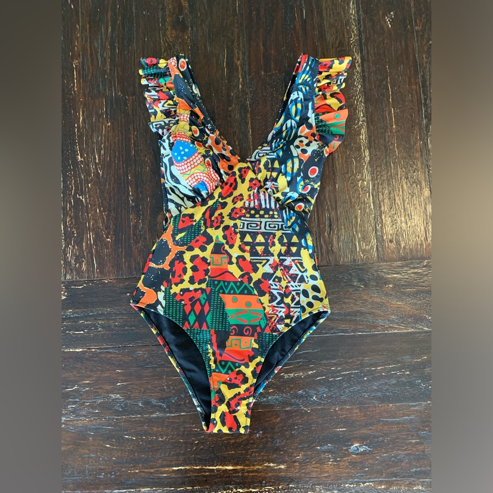 NWT Averie One Piece Swimsuit XS - Picture 1 of 6